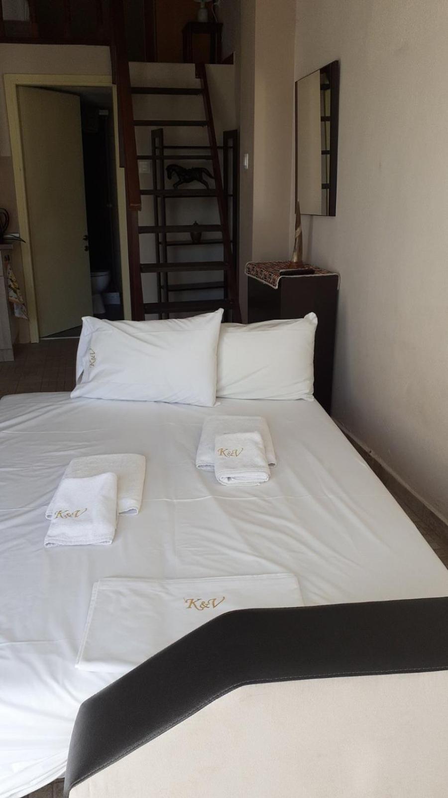 K&V Apartments 尼亚米卡尼奥纳 外观 照片